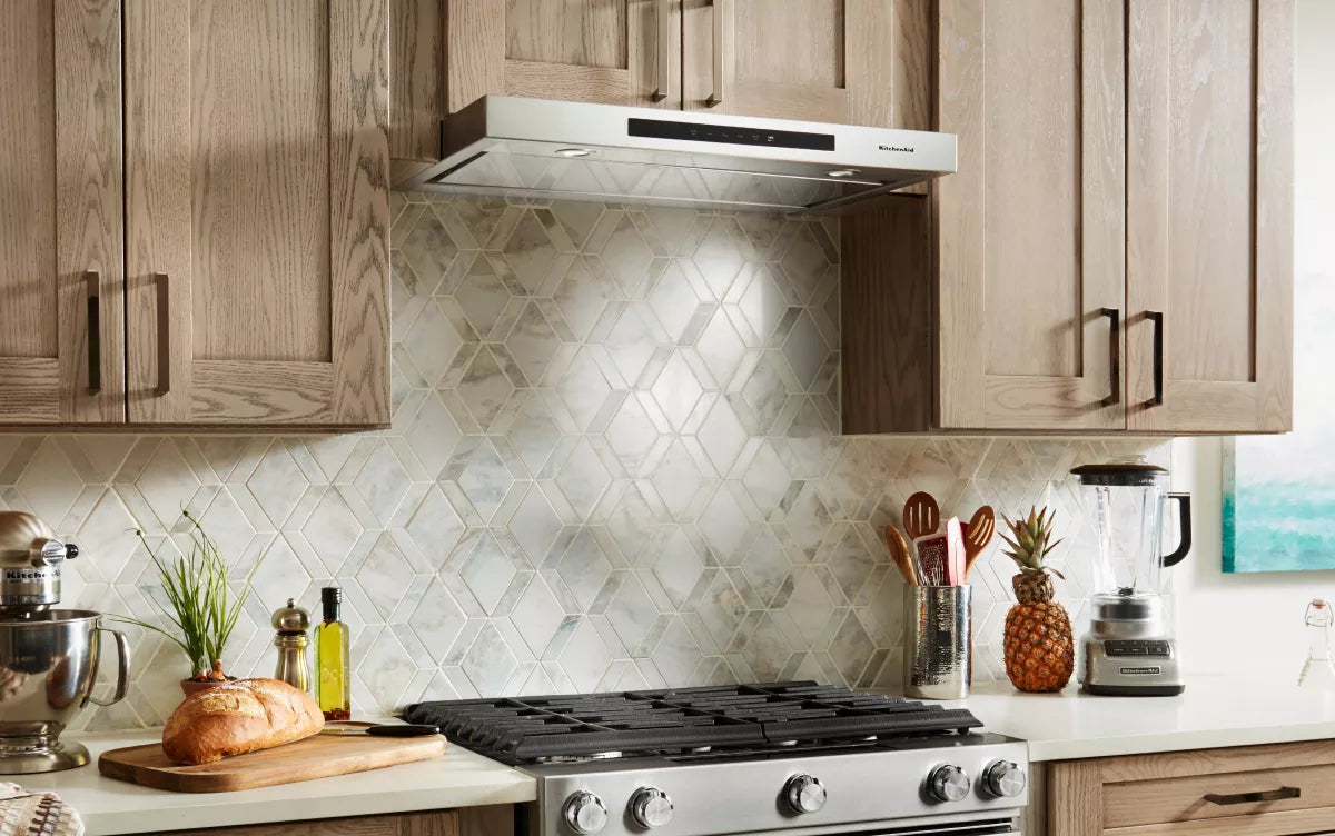 How To Choose The Best Range Hood For Your Gas Stove