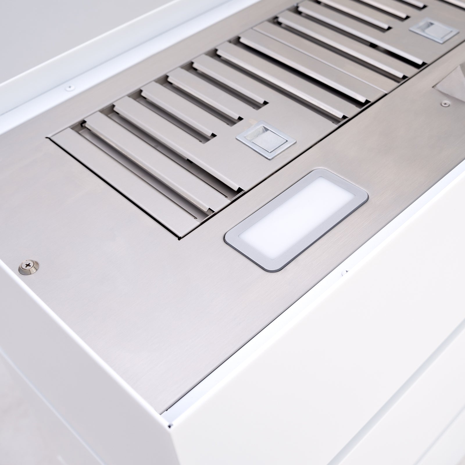Akicon 36" Stainless Steel Wall Mount Range Hood, 3 Stacks Kitchen Hood with 600 CFM Vent Motor- AK-HS36L