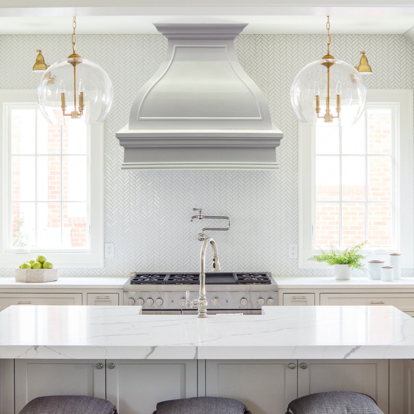 Custom stainless steel range hood