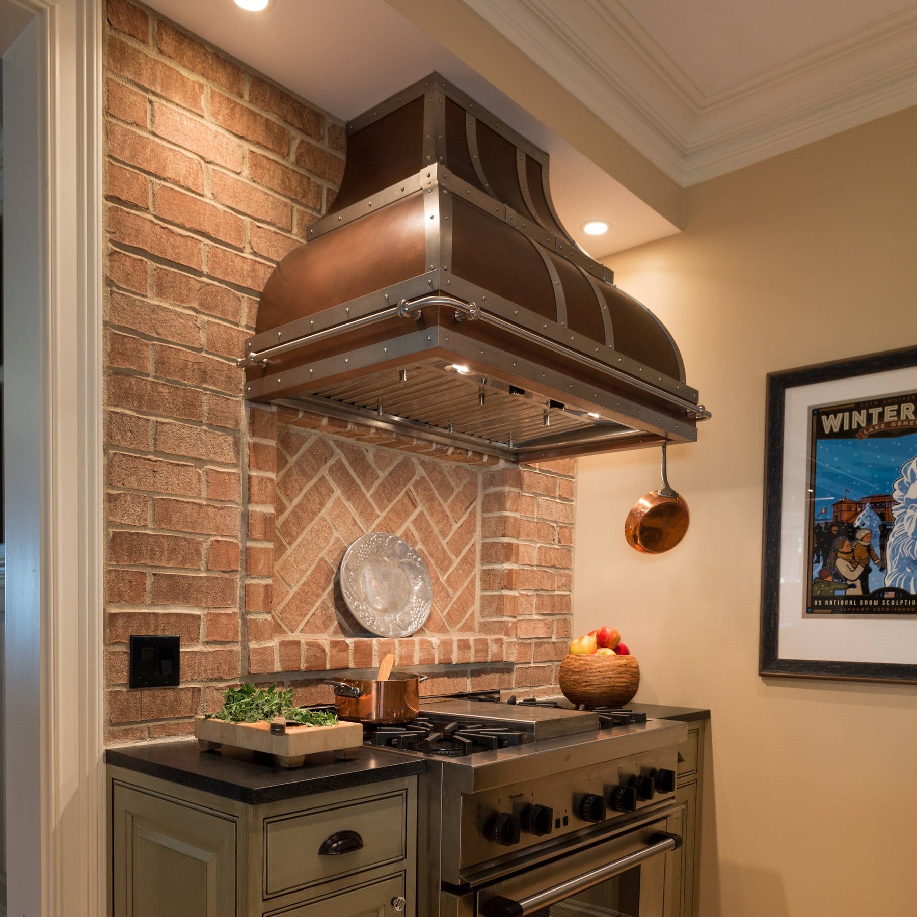 Oven Hood Design And Installation - Christopher Scott Cabinetry