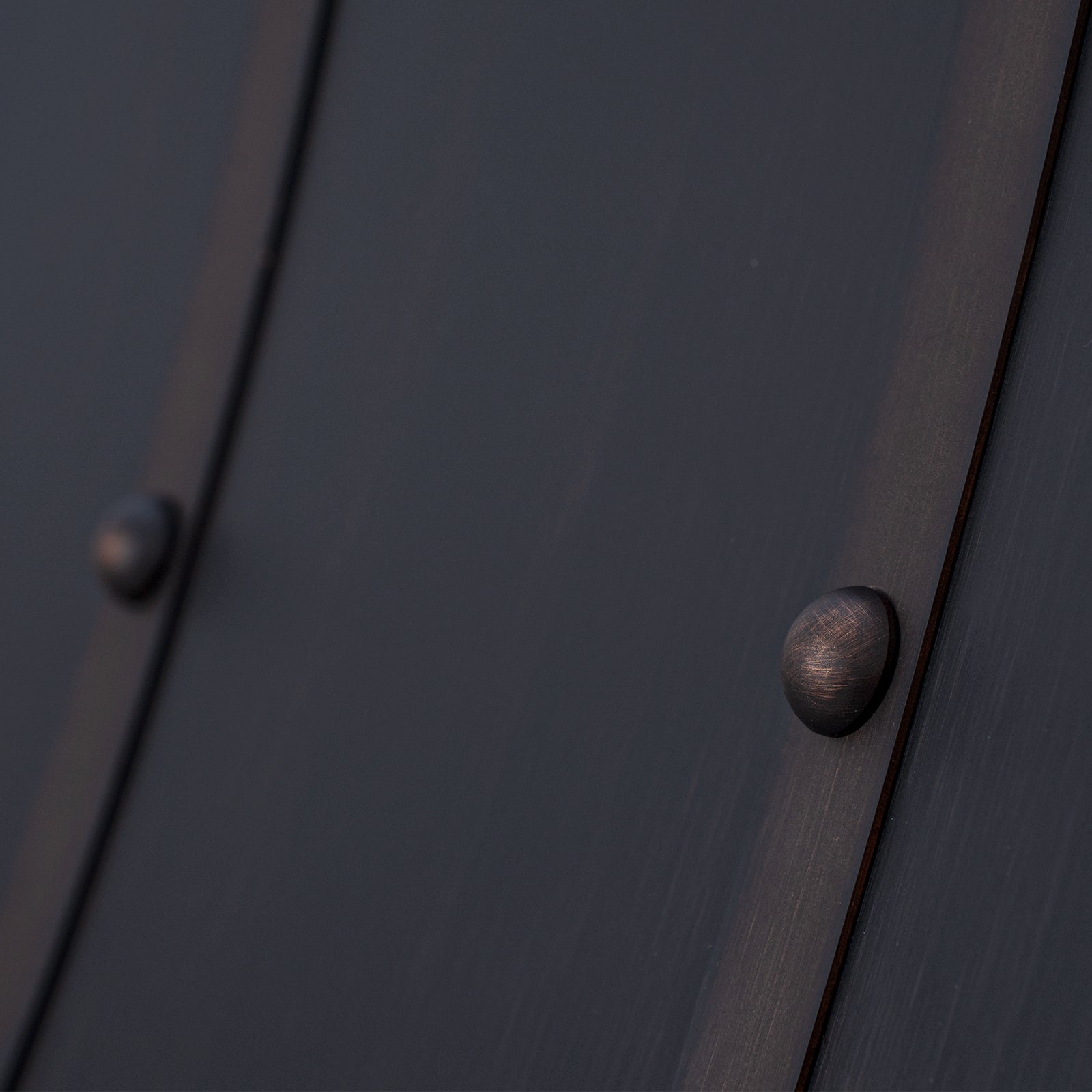 copper_kitchen_hood_large_tapered_body_with_rivets_36inch