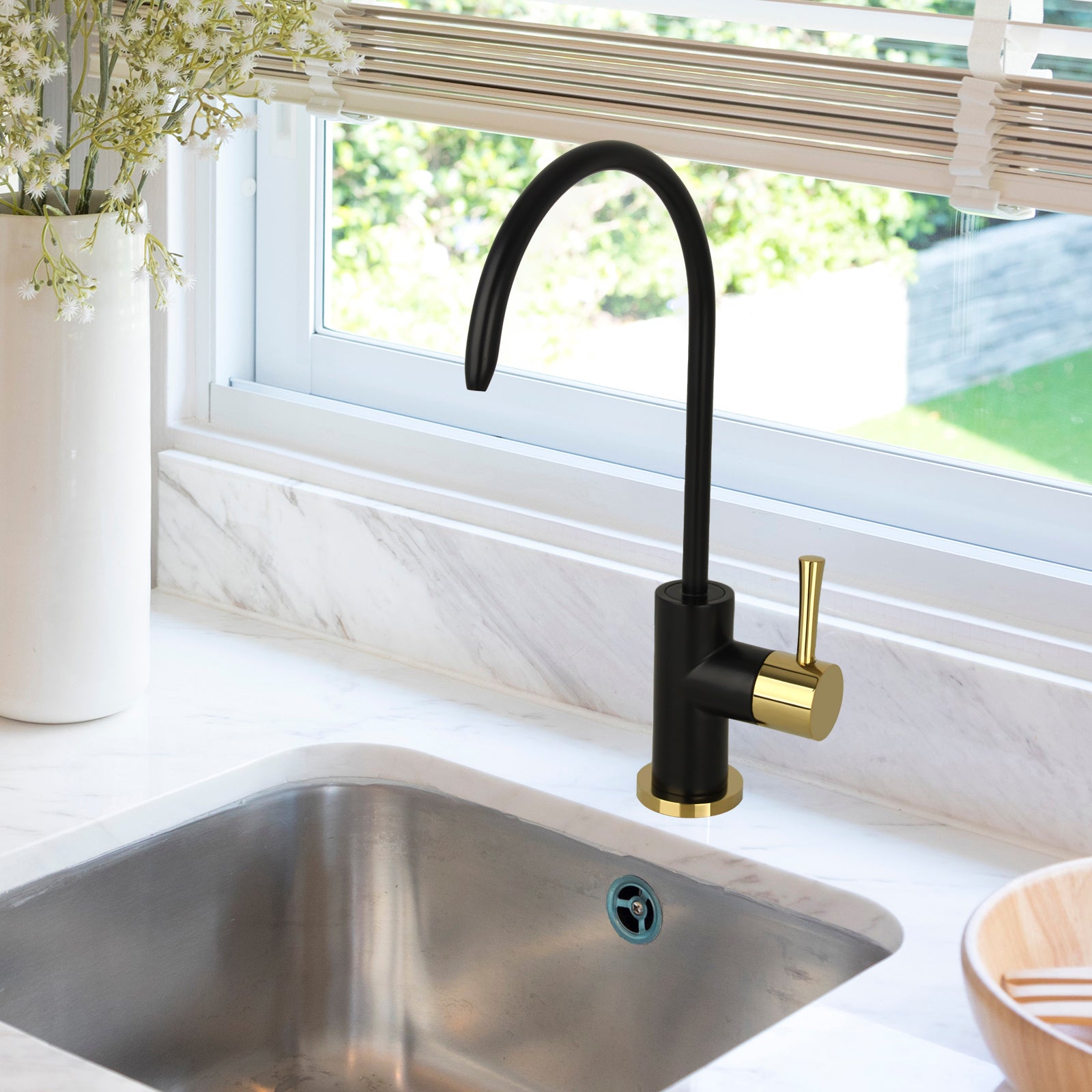 One-Handle Matte Black & Gold Drinking Water Filter Faucet Water Purifier Faucet - AK97703BLZG